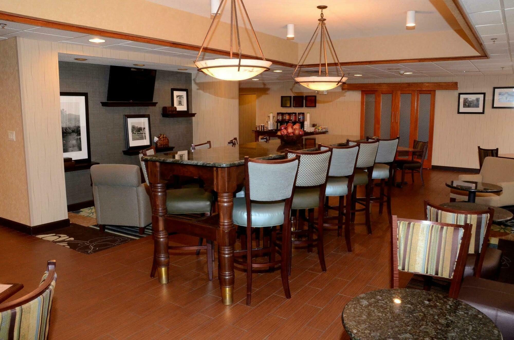 Hampton Inn Abingdon Eksteriør bilde