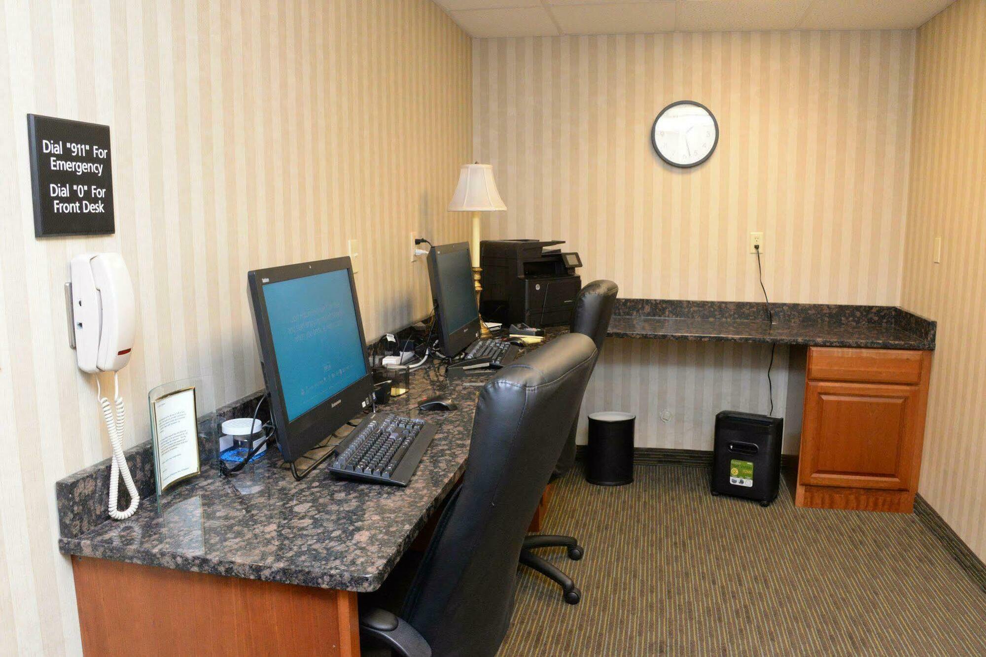 Hampton Inn Abingdon Eksteriør bilde